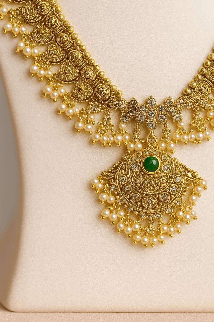 18k Gold Plated Heart Charm Necklace Elegant Sparkles